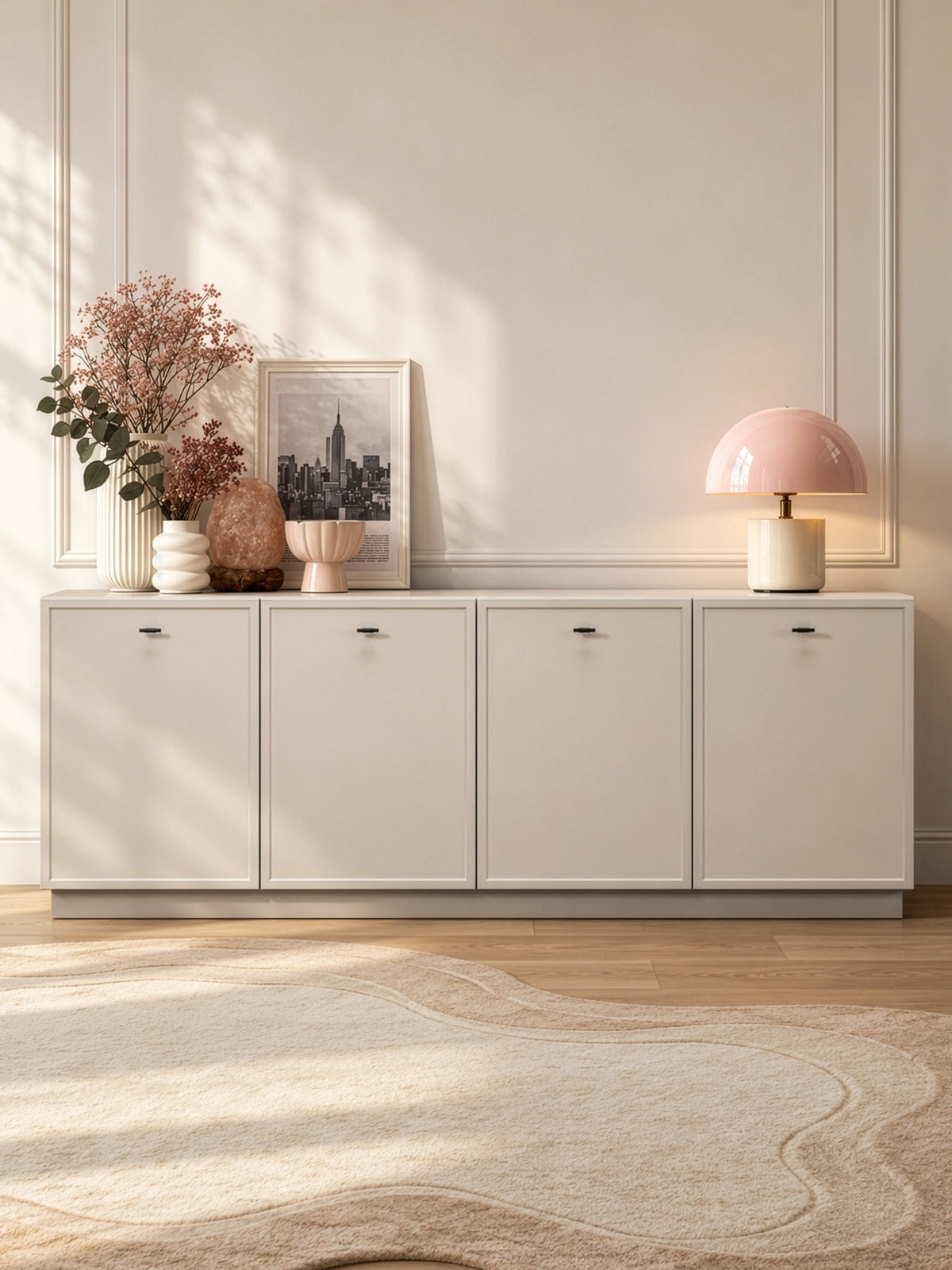 Komoda Lorini 200 cm czterodrzwiowa - kaszmir / czarne uchwyty T-bar