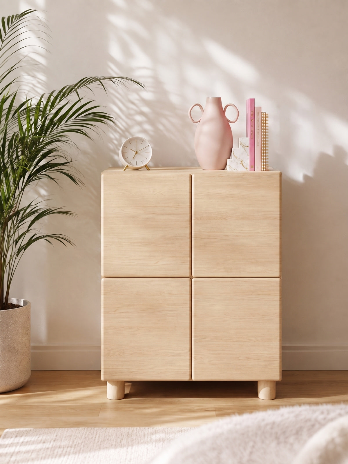 Komoda wysoka Arlo 100 cm czterodrzwiowa z jasnego dębu Vicenza w stylu Scandi