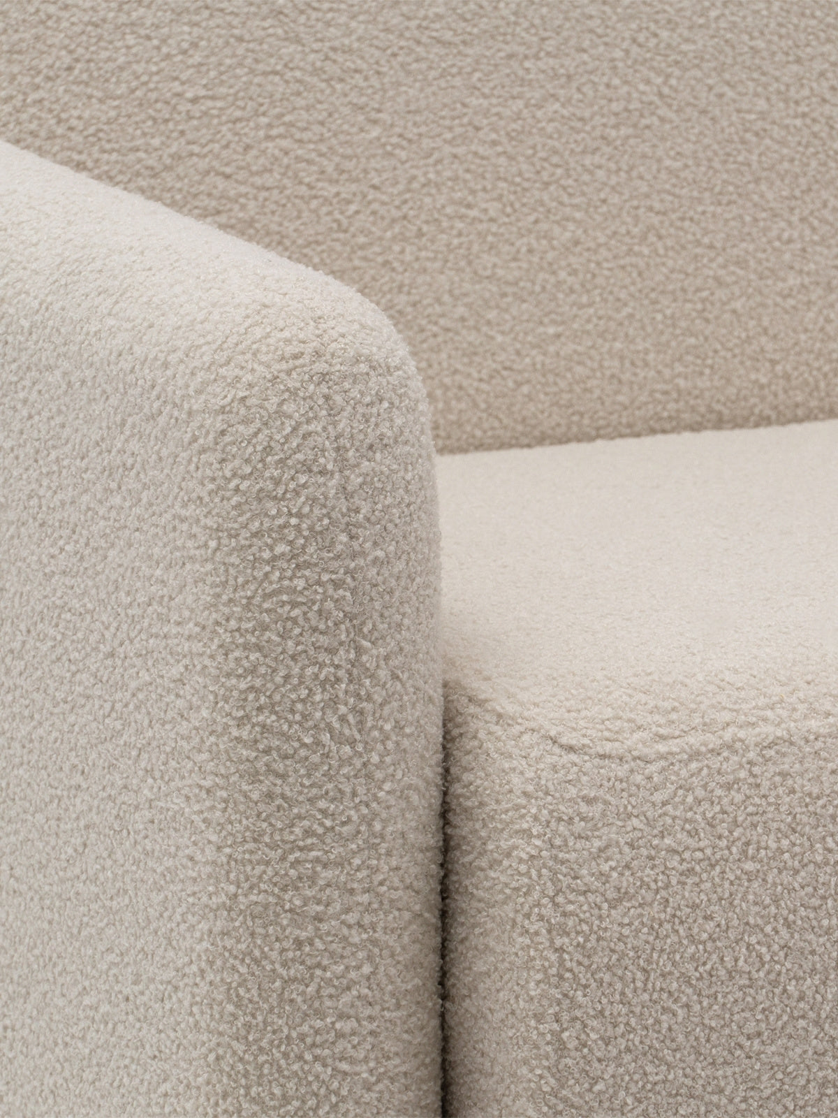Sofa rozkładana Nido dwuosobowa 120 cm beżowa detal tapicerki