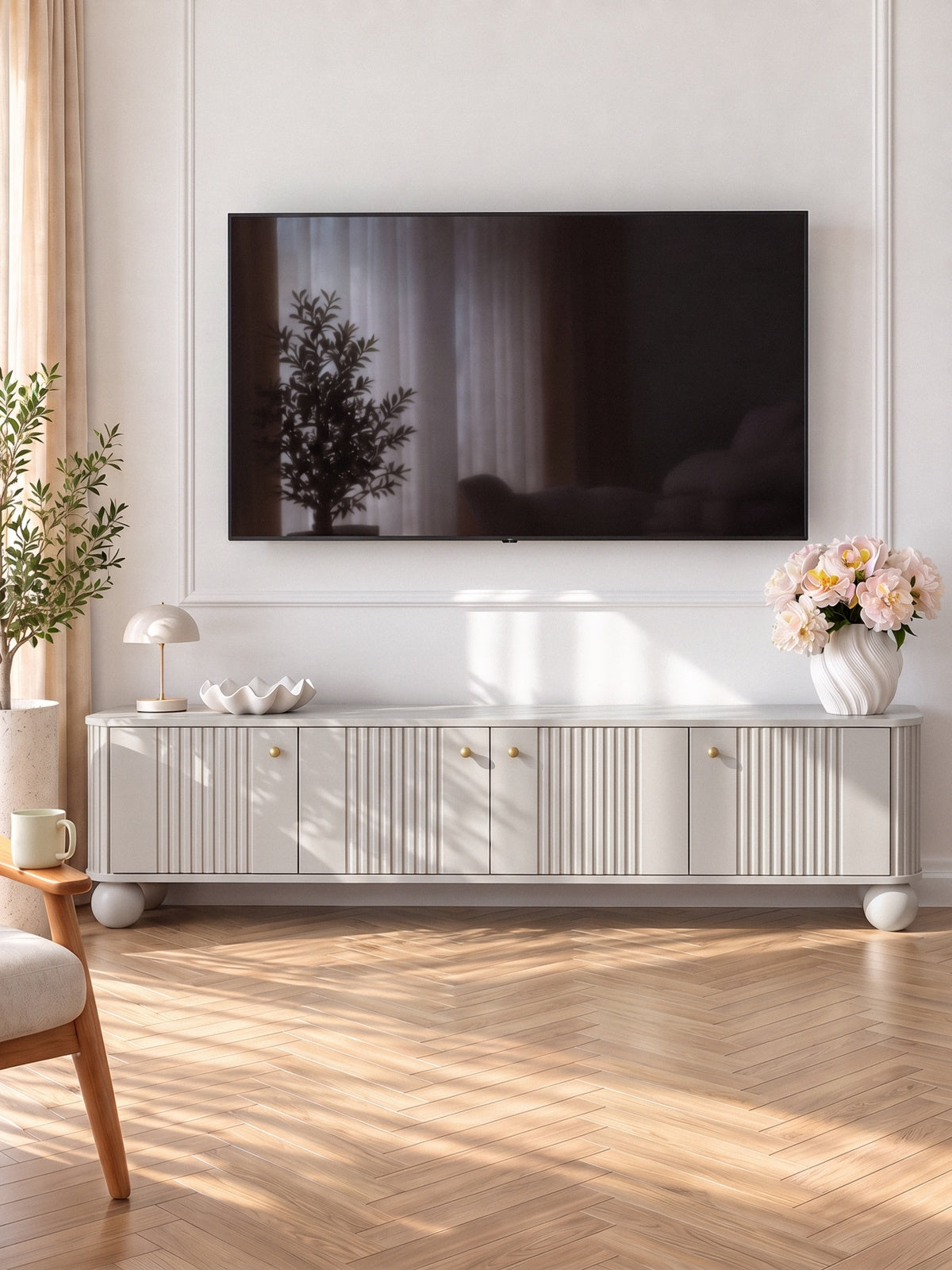 Szafka RTV Vesper 4D 187 cm - kaszmir / złote uchwyty / nogi kule