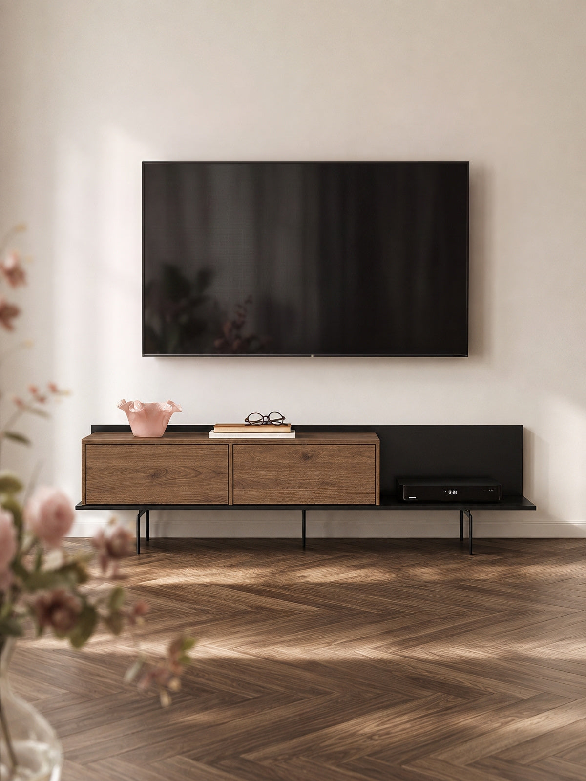 Szafka RTV Zenar 200 cm z metalowymi czarnymi nogami, fronty orzech elegant, styl modern organic