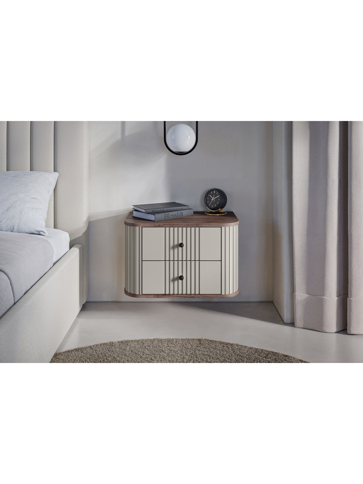 Zestaw szafek nocnych wiszących Vesper 56 cm w kolorze kaszmir z blatem orzech i czarnymi uchwytami